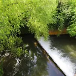 Aux Berges Du Bocq *