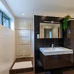 Aux Berges Du Bocq Tatil Evi Yvoir