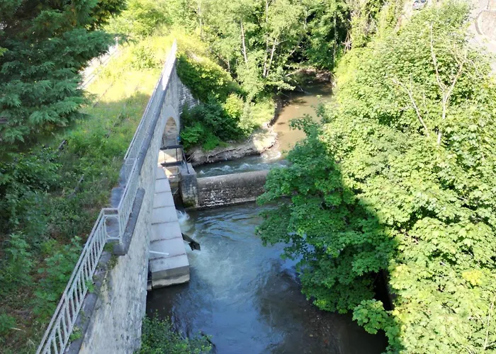 Aux Berges Du Bocq *